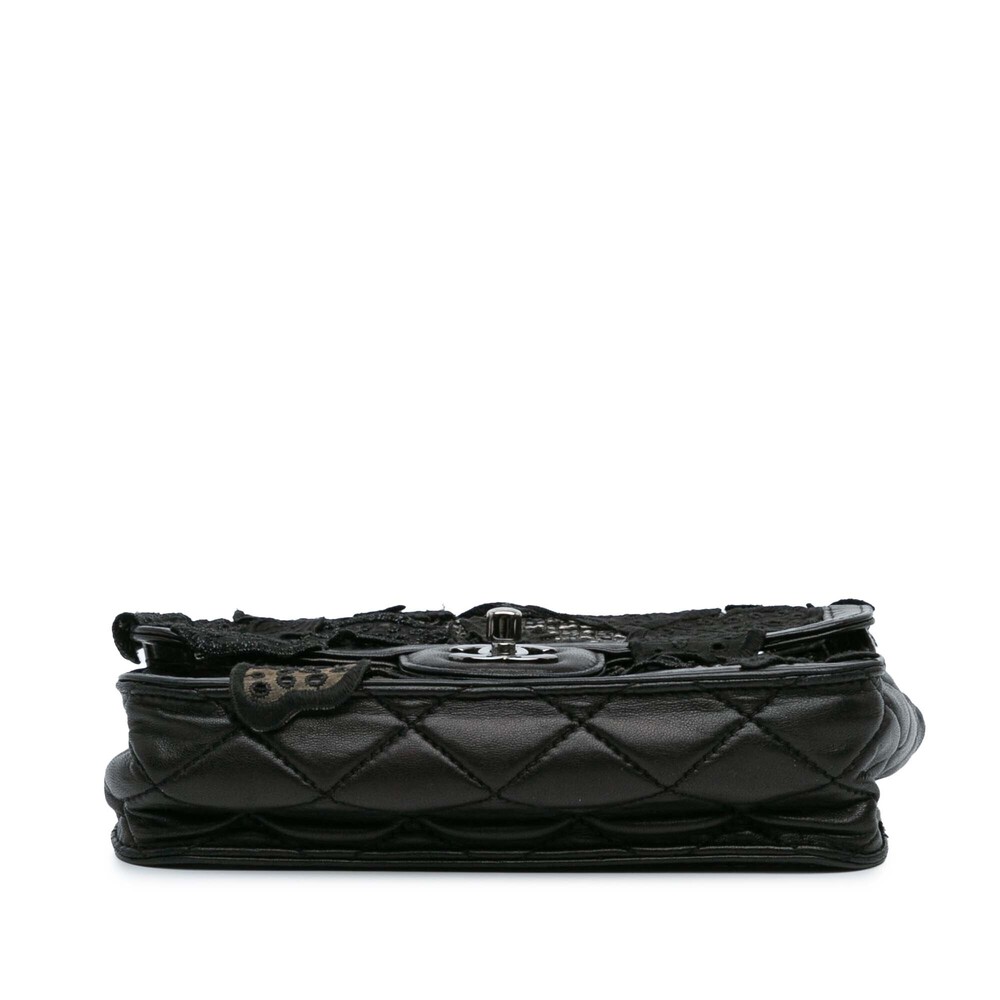 Pre-Loved Chanel Small Mesh Butterfly Flap - Picture 3 of 9
